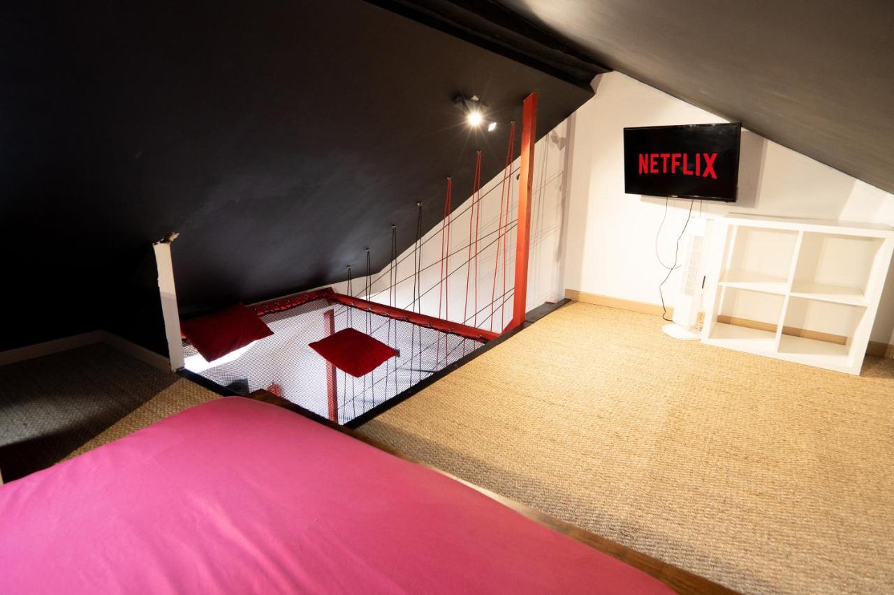 ואלנסיין Capsule Cinema - Balneo Home Cinema Playstation 5 מראה חיצוני תמונה